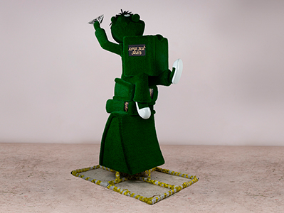 Топиари читающий мальчик - газон Eco