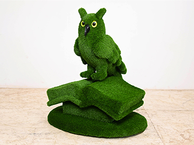 Топиари композиция сова на книге - газон Есо