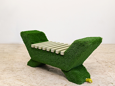 Топиари лавочка (светлая, полимерная доска) - газон Есо