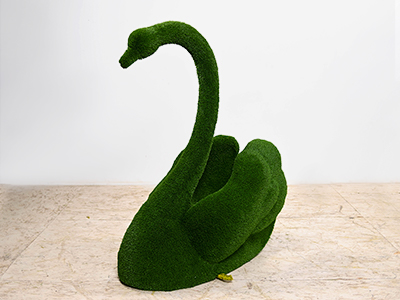 Топиари лебедь Софи, модель 2 - газон Есо