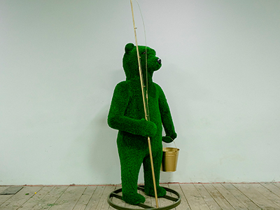 Топиари медведь Михайло рыбак - газон Eco