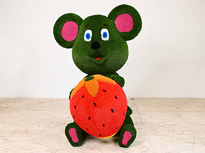 Топиари Мышка с клубничкой, h=190 см - газон Eco