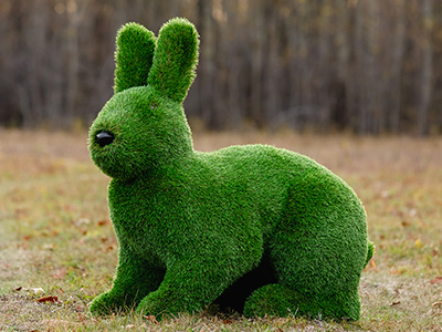 Топиари зайчиха Ребека - газон Premium