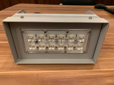 Светильник QUASAR-HE3-70