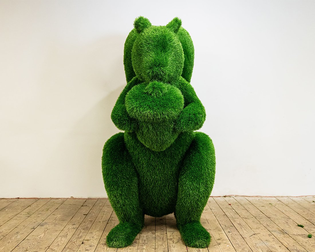 Топиари белочка с орехом Джеси - газон Eco - вид 4