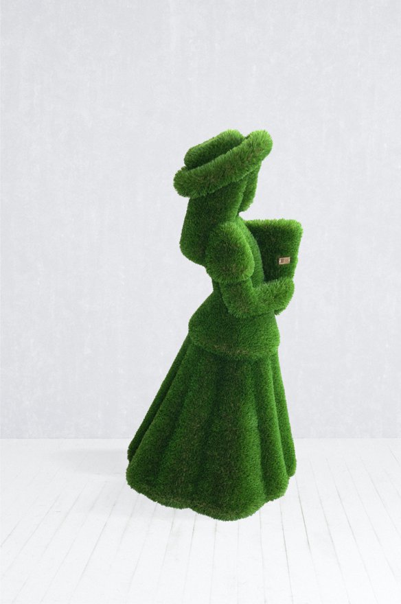 Топиари Девочка с букетом - вид 3