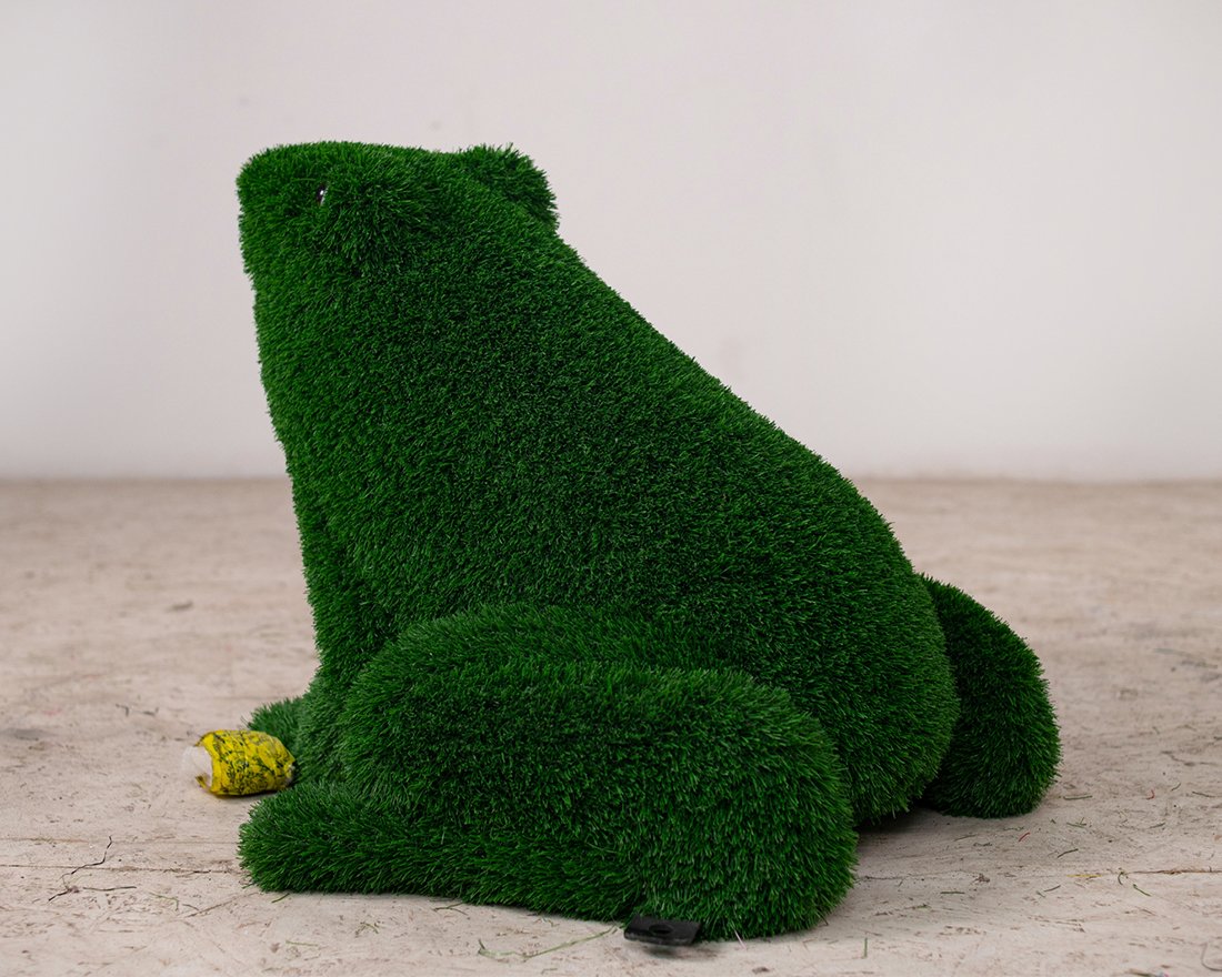 Топиари Лягушка, h=50см - газон Есо - вид 2